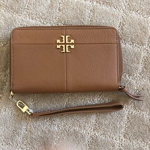 NWT Tory Burch Phone Wristlet/Wallet